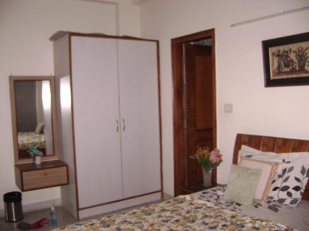 Sabs Bed And Breakfast New Delhi Room photo